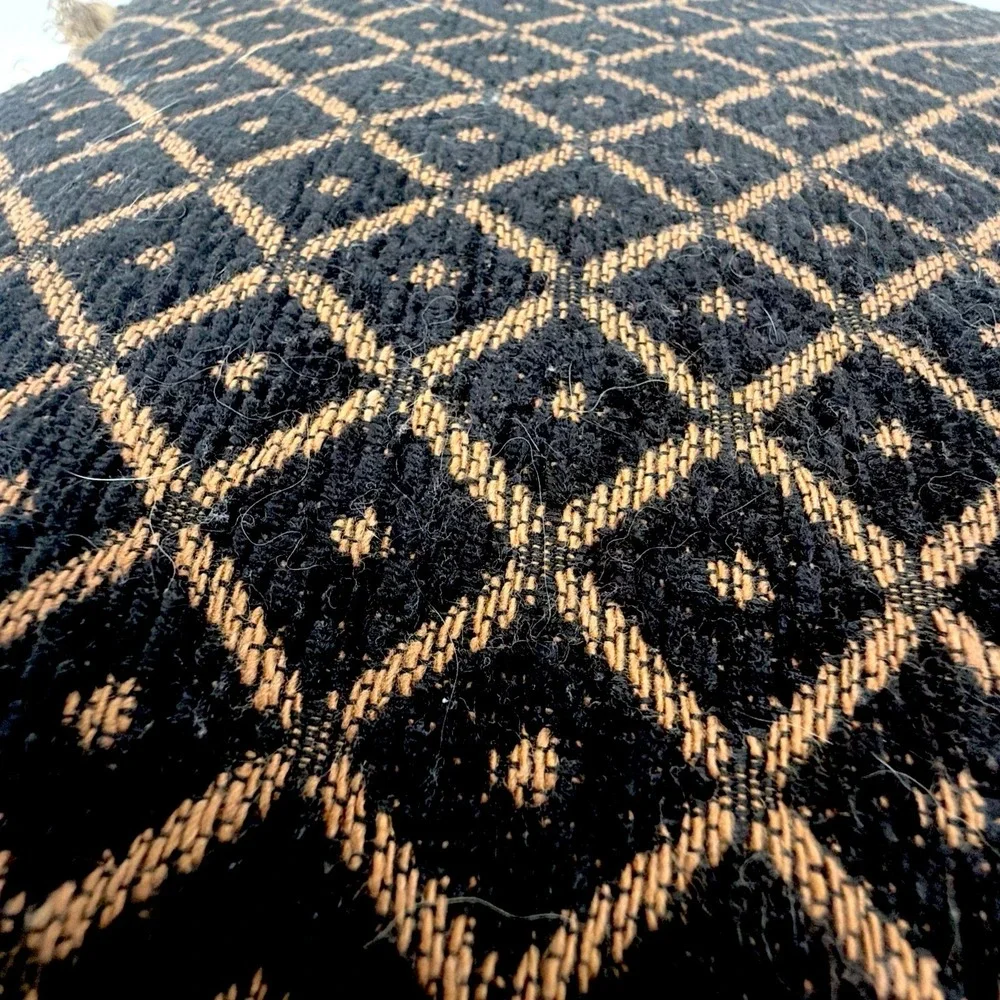VTG Black Gold Tapestry Velvet Throw Pillow Damask Floral Tassel Trim